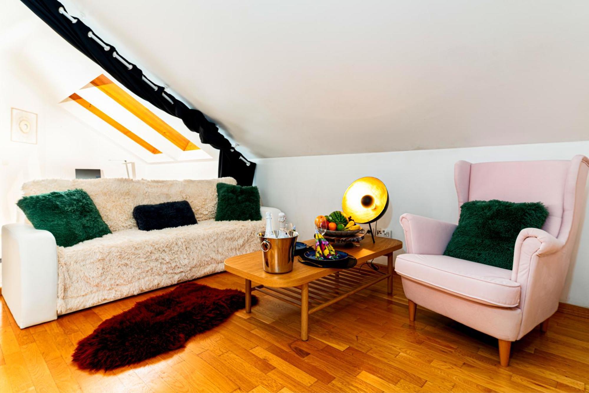 Golden River Apartment Prag Dış mekan fotoğraf