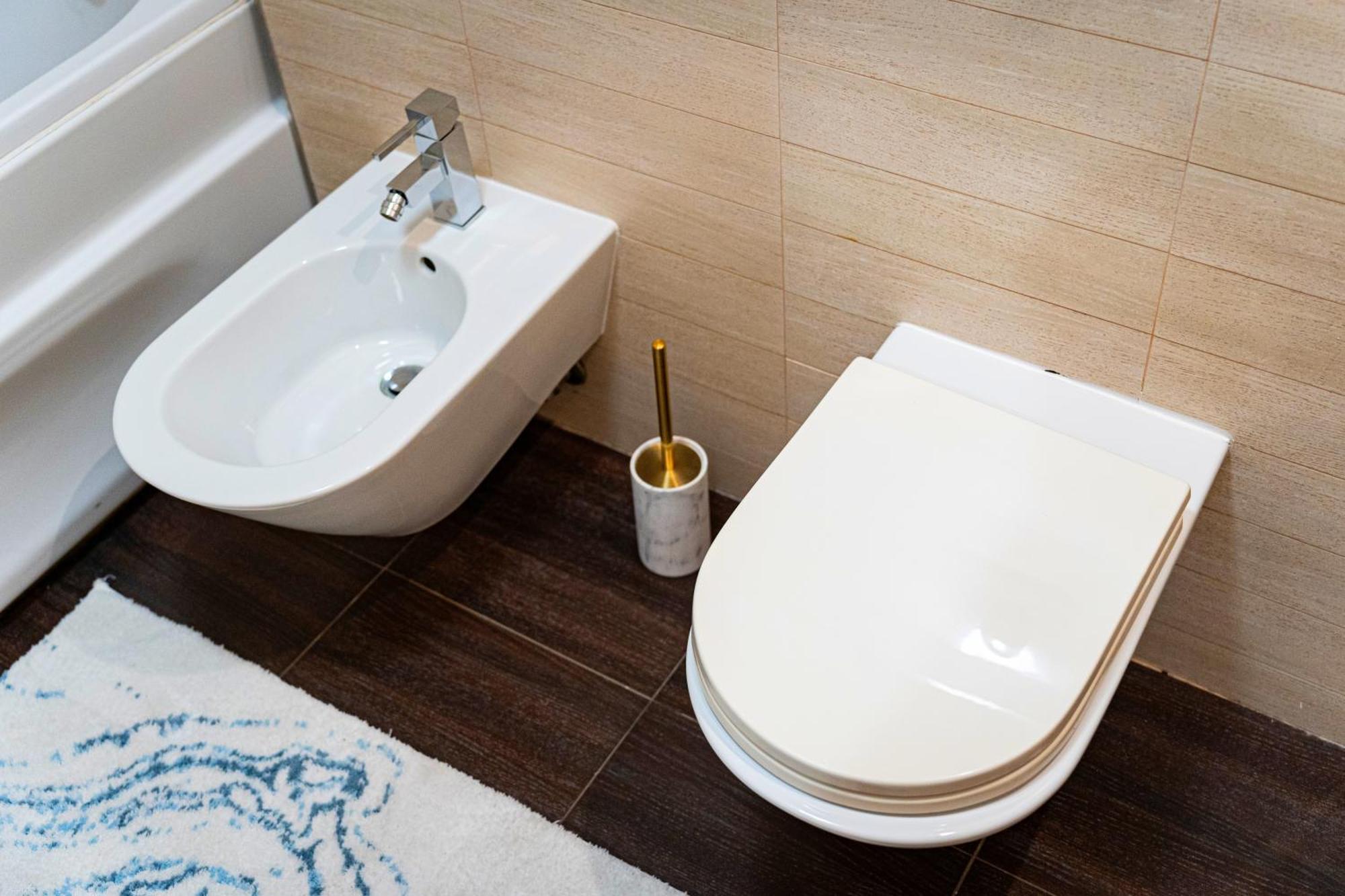 Golden River Apartment Prag Dış mekan fotoğraf