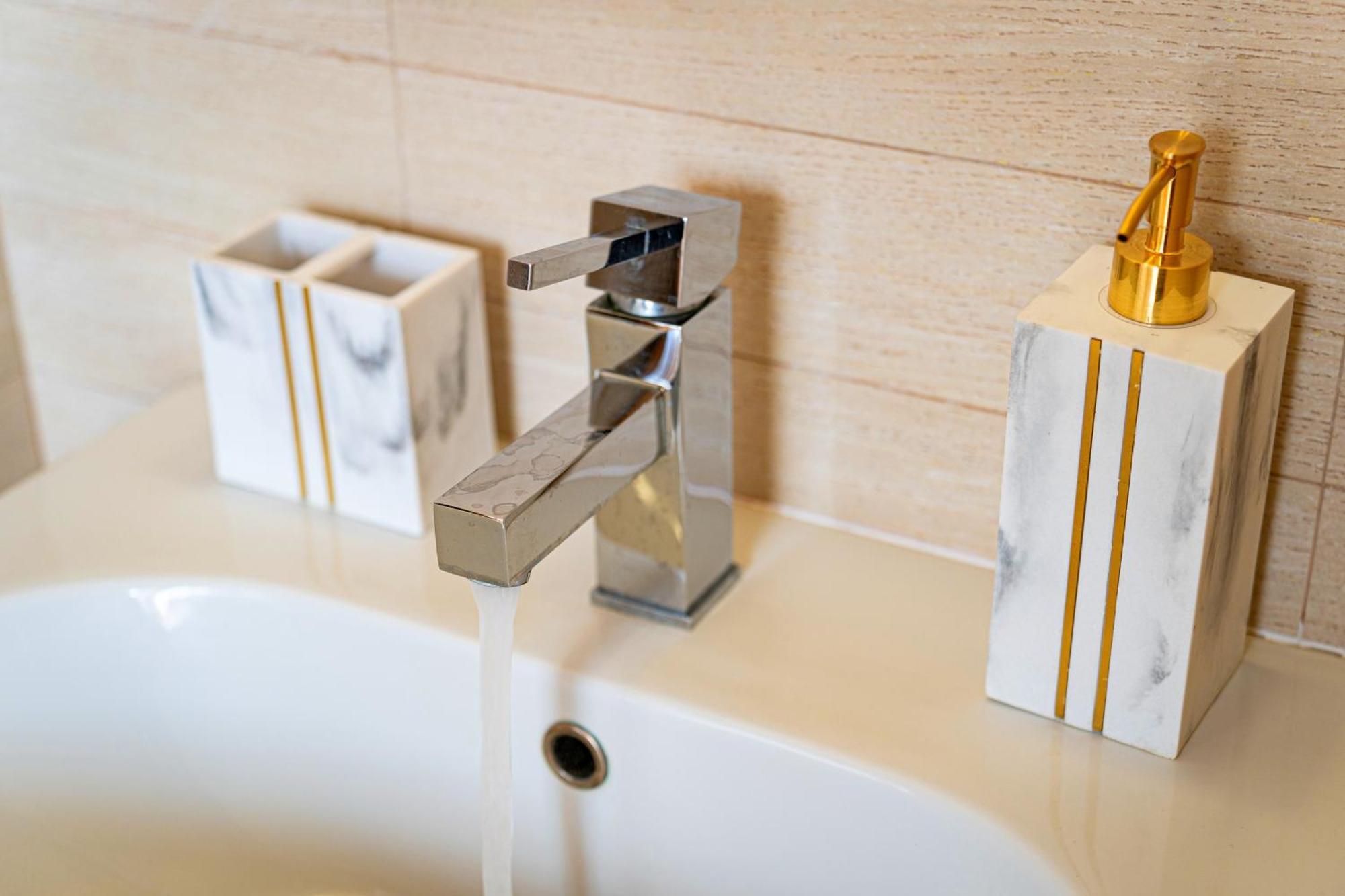 Golden River Apartment Prag Dış mekan fotoğraf