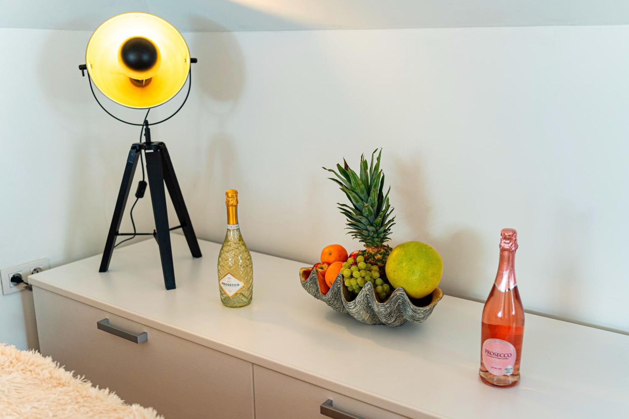 Golden River Apartment Prag Dış mekan fotoğraf