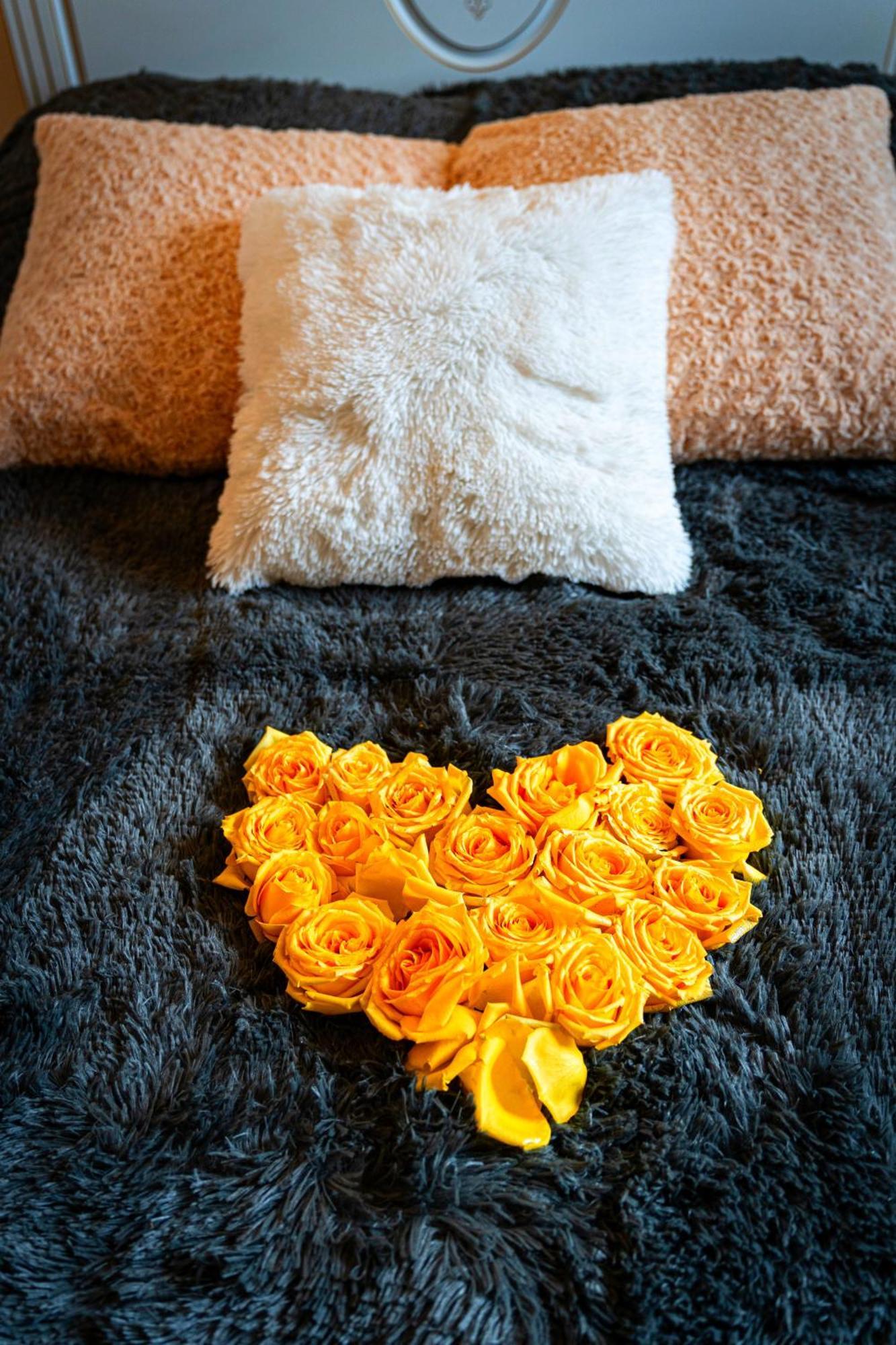 Golden River Apartment Prag Dış mekan fotoğraf